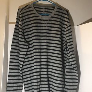 Old Navy top size Xl tall long sleeves gray black stripes fisherman preppy